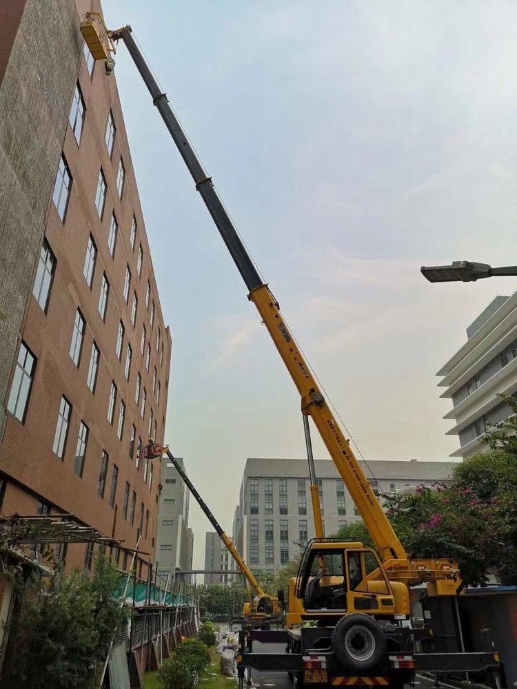 清新汽车吊出租哪家好，选择最靠谱的服务商指南