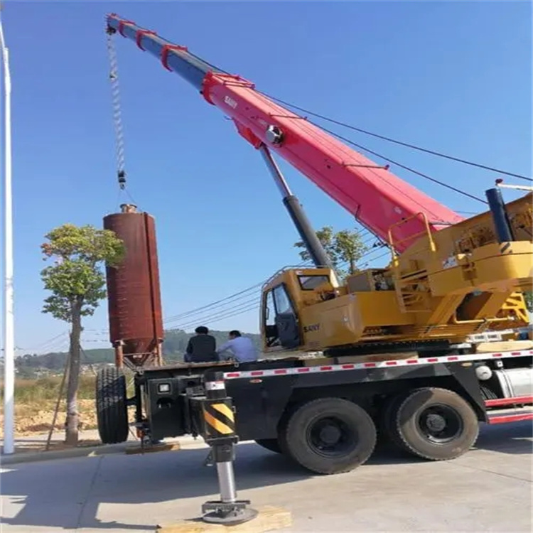 清新专业吊车租赁多少钱