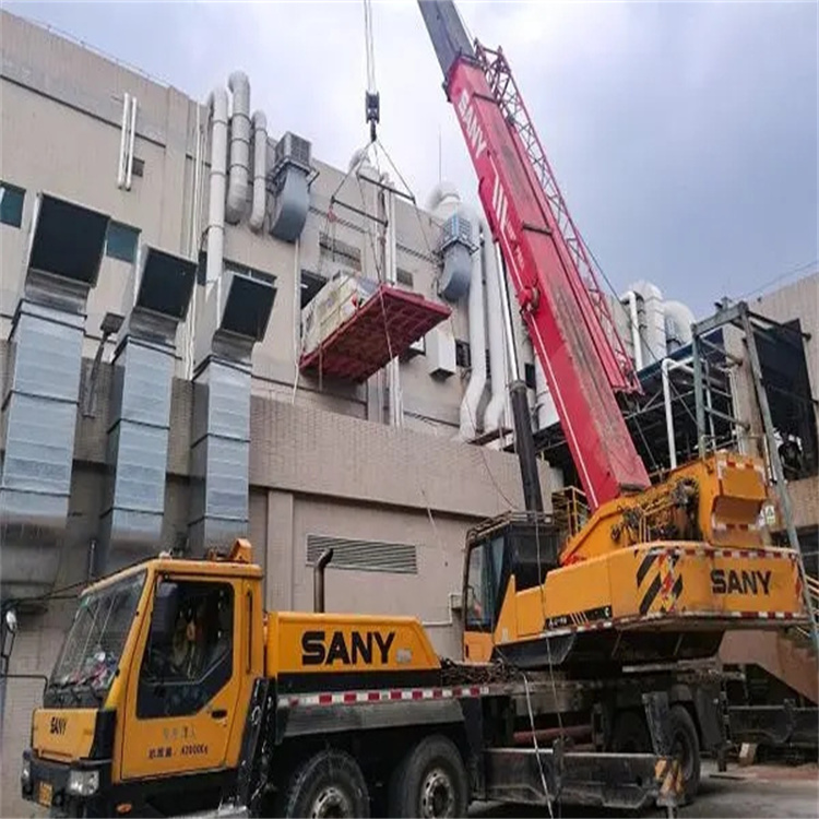 清新租赁大型汽车吊，助力工程项目高效进行