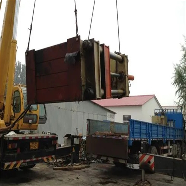 清新小型汽车吊出租