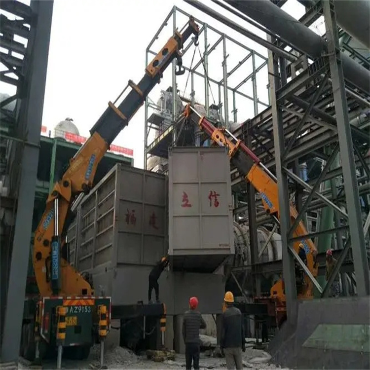 清新折臂吊车租赁电话