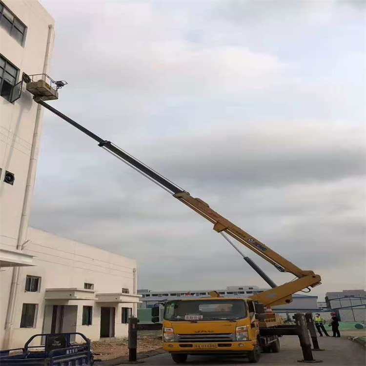 清新附近高空车出租|市政施工/设备安装专用|随叫随到|亿立达设备租赁